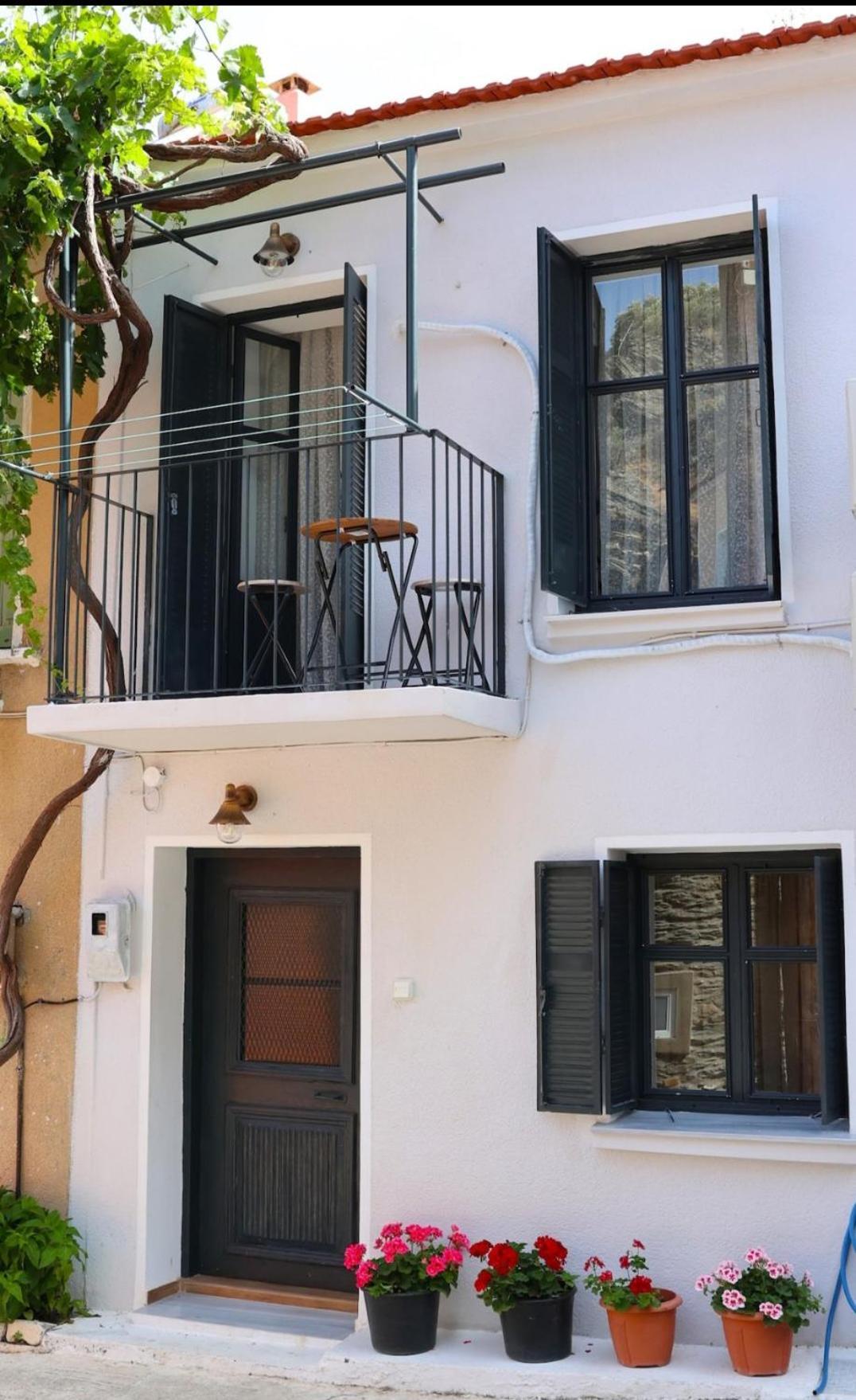 Titinas' Vila Plomari Exterior foto